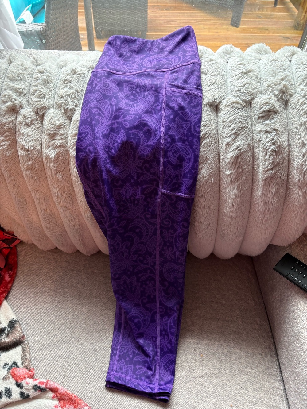 CVG purple Lace size medium capris
